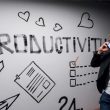 10 Tips for Phrasing Employee Feedback in Reviews
