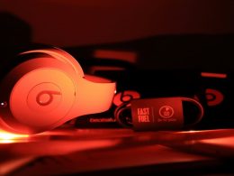 Beats Studio Buds Flaw Could Let Nearby Attackers Eavesdrop on Users