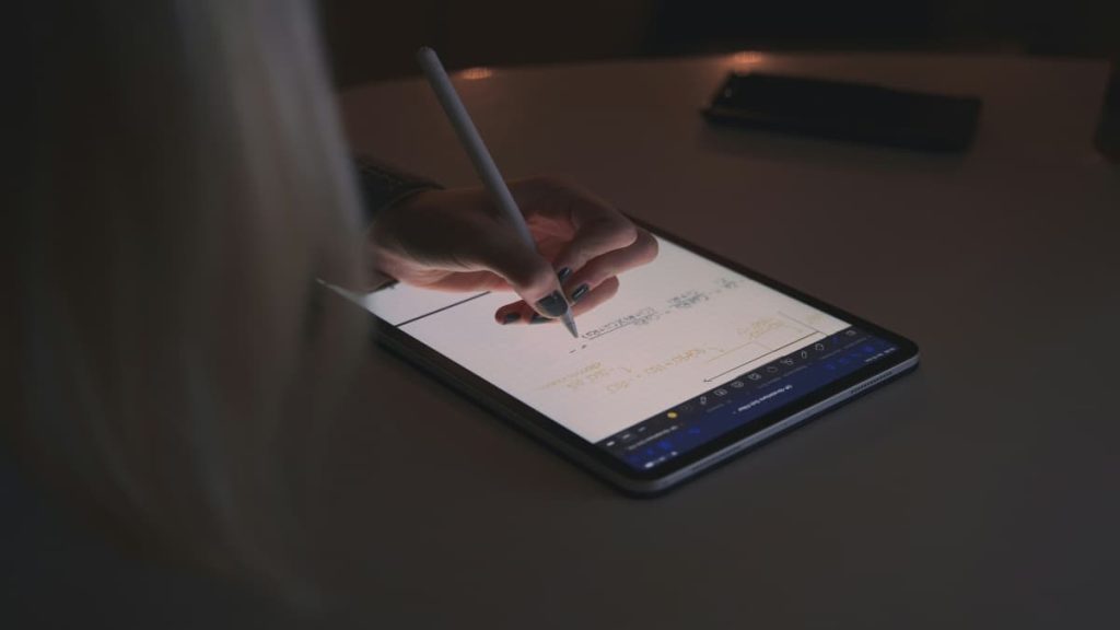 https://hackread.com/wp-content/uploads/2026/06/e-signature-security-checklist-e-signature-tool-1024x576.jpg